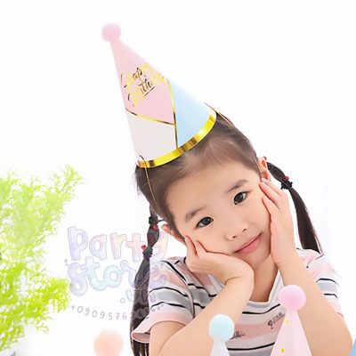 Bé gái đội nón sinh nhật ép kim hồng xanh trắng happy birthday