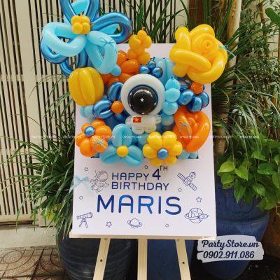 Bảng hoa bong bóng sinh nhật, chủ đề Phi Hành Gia, tone xanh cam - Maris