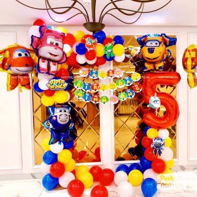 Set bong bóng trang trí sinh nhật, chủ đề Super Wings với nhiều màu sắc rực rỡ